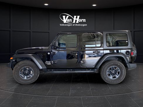 Used 2020 Jeep Wrangler Unlimited Sport AWD/4WD image 4