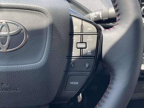New 2026 Toyota Prius Plug-In Hybrid FWD image 31