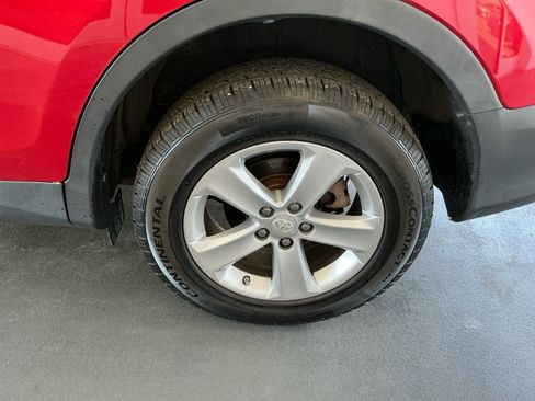 Used 2013 Toyota RAV4 XLE AWD/4WD image 27