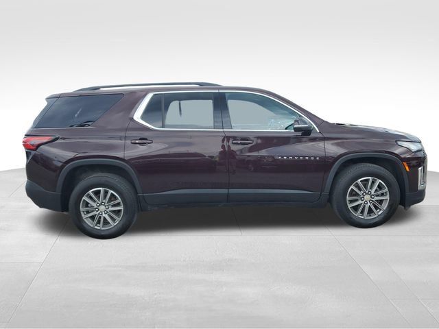Used 2023 Chevrolet Traverse LT FWD image 3