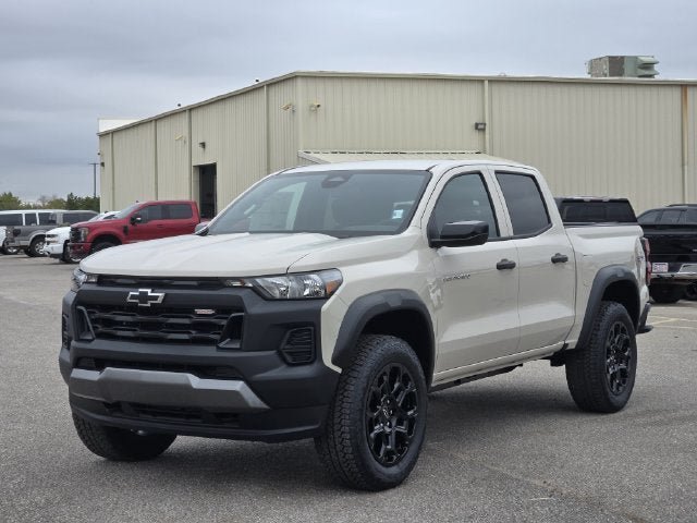 New 2026 Chevrolet Colorado Trail Boss AWD/4WD image 2