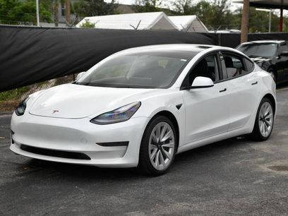 Used 2022 Tesla Model 3 Standard Range Plus