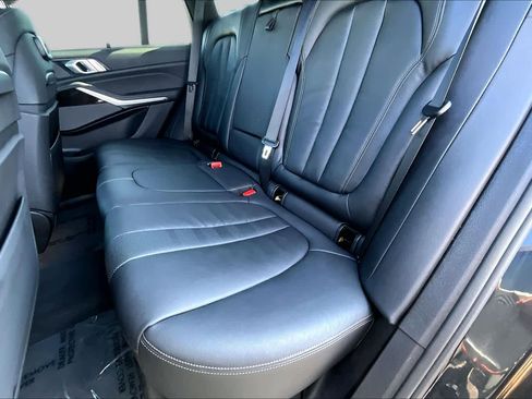 Used 2019 BMW X5 xDrive50i w/ M Sport Package AWD/4WD image 20