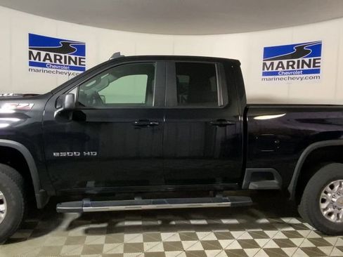 Used 2024 Chevrolet Silverado 2500 LT AWD/4WD image 7