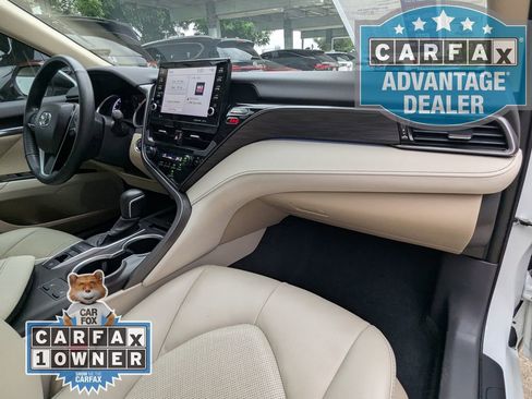 Used 2024 Toyota Camry XLE FWD image 22