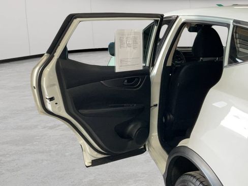 Used 2020 Nissan Rogue Sport S FWD image 44