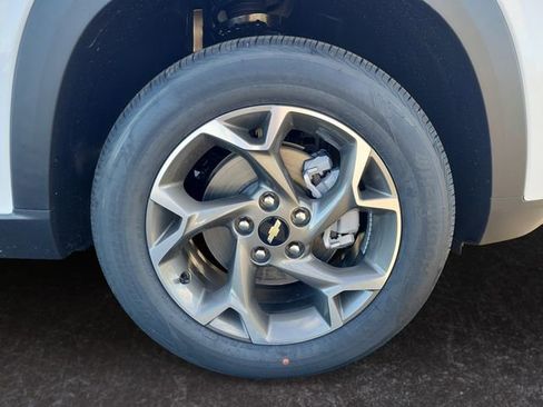 New 2026 Chevrolet Trax LT w/ Driver Confidence Package image 30
