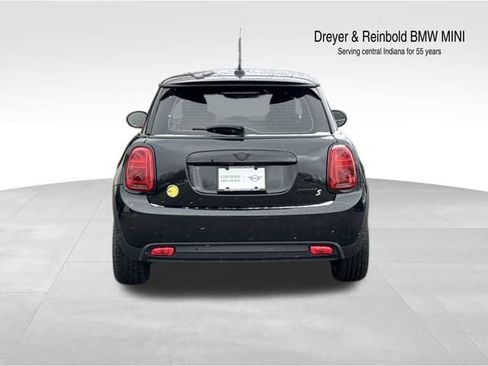 Certified 2023 MINI Cooper SE image 4