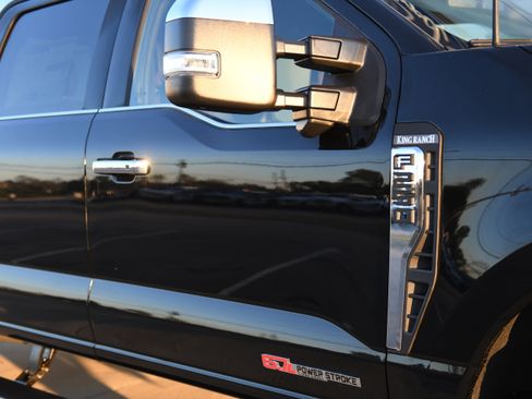 New 2026 Ford F250 King Ranch w/ Tremor Off-Road Package image 17