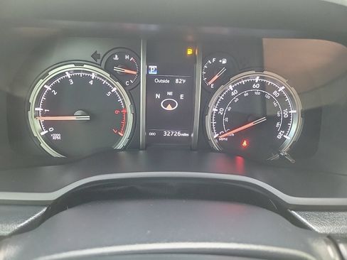 Used 2024 Toyota 4Runner Limited AWD/4WD image 26