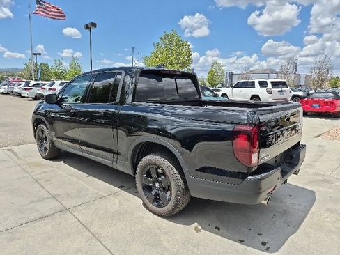 Certified 2024 Honda Ridgeline Black Edition image 10