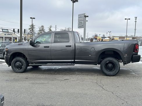 New 2026 RAM 3500 Tradesman image 10