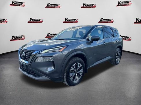 Used 2021 Nissan Rogue SV image 1