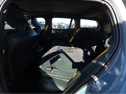 Used 2024 Volvo V60 T8 Polestar image 7