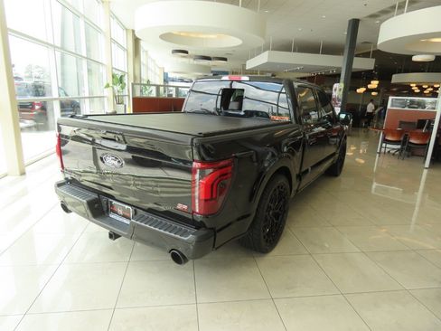 New 2026 Ford F150 Lariat w/ Equipment Group 502A High image 9