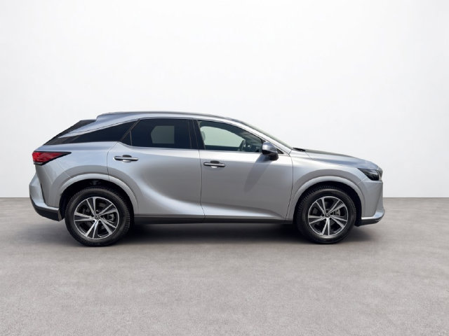 Used 2023 Lexus RX 350 Premium w/ Cold Area Package FWD image 6