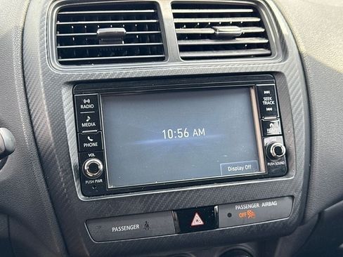 Used 2019 Mitsubishi Outlander Sport LE FWD image 13