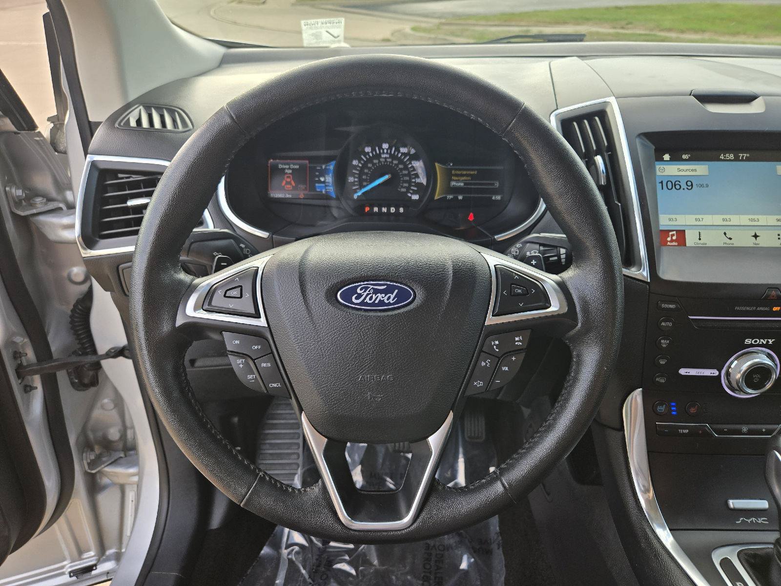 Used 2018 Ford Edge Titanium w/ Equipment Group 301A FWD image 17