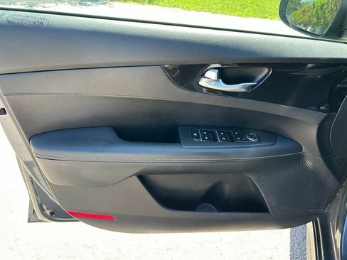 Used 2024 Kia Forte GT-Line w/ GT-Line Premium Package FWD image 16