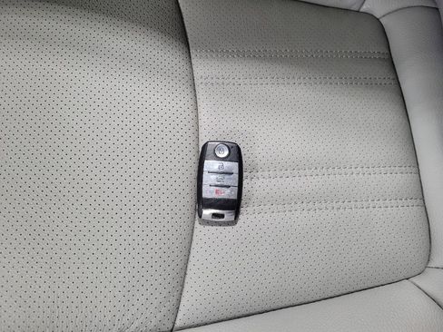 Used 2014 Kia Sorento SX AWD/4WD image 32