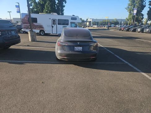 Used 2018 Tesla Model 3 Long Range RWD image 6