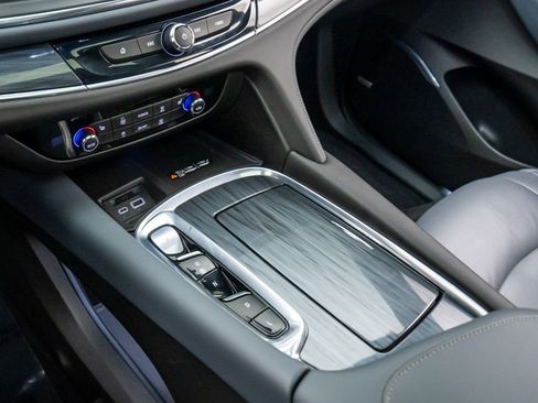 Used 2023 Buick Enclave Essence w/ Experience Buick Package image 13