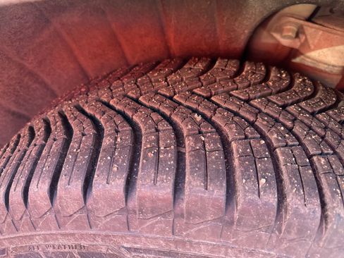 Used 2023 Hyundai Santa Cruz SEL Premium image 6