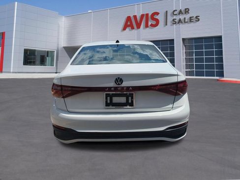 Used 2025 Volkswagen Jetta Sport FWD image 7