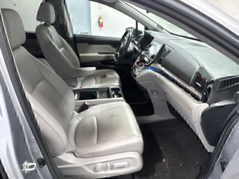 Used 2023 Honda Odyssey Touring image 28