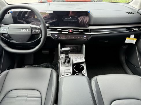 New 2026 Kia Sportage SX image 15