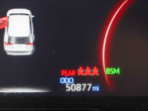 Used 2024 Toyota RAV4 XLE image 16