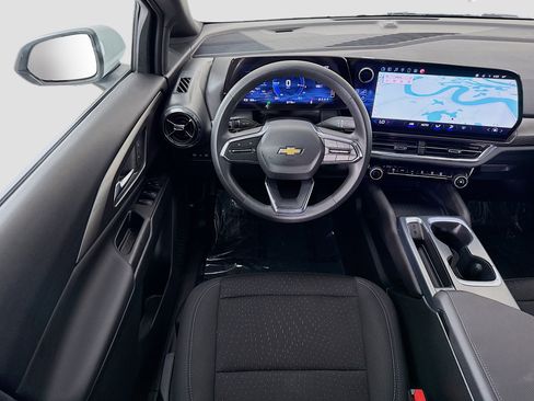 Used 2025 Chevrolet Equinox EV LT image 22