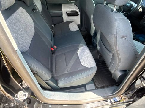Used 2025 Ford Maverick XLT FWD image 34
