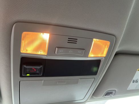 Used 2021 Toyota Tacoma SR image 36