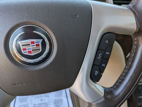 Used 2011 Cadillac Escalade Premium image 53