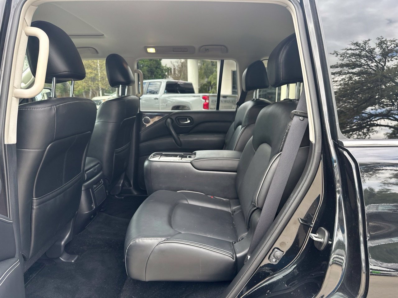 Used 2024 INFINITI QX80 Luxe w/ Cargo Package RWD image 23