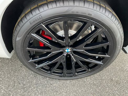 New 2026 BMW X5 M60i image 22