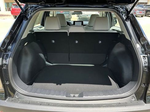 Used 2026 Toyota Corolla Cross L image 30