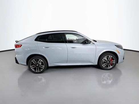New 2027 BMW X2 xDrive28i w/ Technology Package AWD/4WD image 8