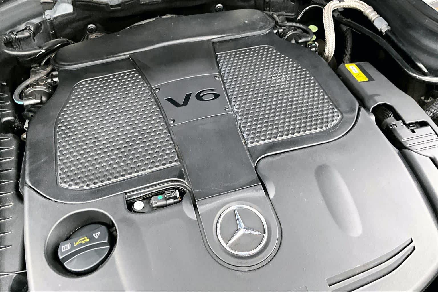 Used 2015 Mercedes-Benz GLK 350 2WD image 33