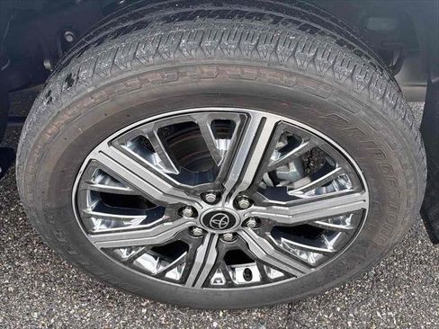 Used 2023 Toyota Sequoia Capstone image 10