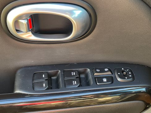 Used 2015 Kia Soul + w/ Primo Package FWD image 19