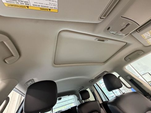 Used 2024 Nissan Armada Platinum w/ Captain's Chairs Package AWD/4WD image 23