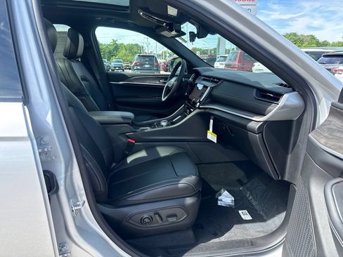 New 2026 Jeep Grand Cherokee Limited AWD/4WD image 28