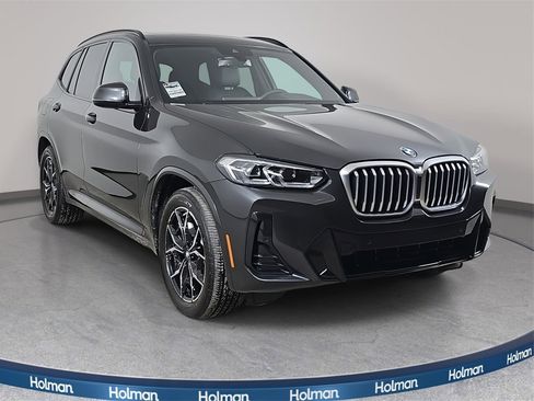 Certified 2024 BMW X3 xDrive30i w/ M Sport Package image 3