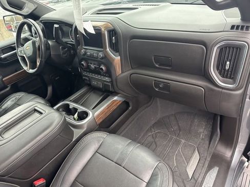 Used 2021 Chevrolet Silverado 1500 High Country w/ Technology Package image 28