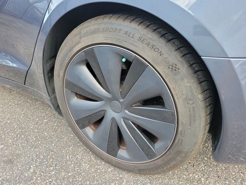 Used 2021 Tesla Model S Long Range image 5