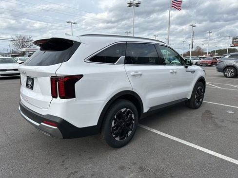 New 2026 Kia Sorento S image 8