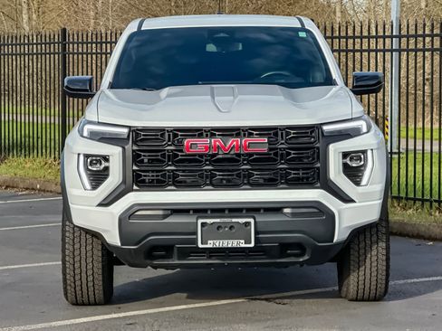 Used 2025 GMC Canyon Elevation image 8