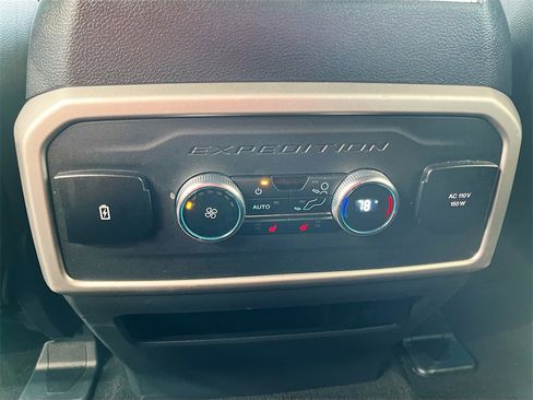 Used 2024 Ford Expedition Max Limited image 27